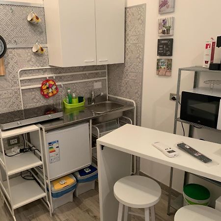 Apartamento La Stanza Nel Borgo Bolonia Exterior foto