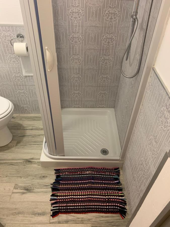 Apartamento La Stanza Nel Borgo Bolonia Exterior foto