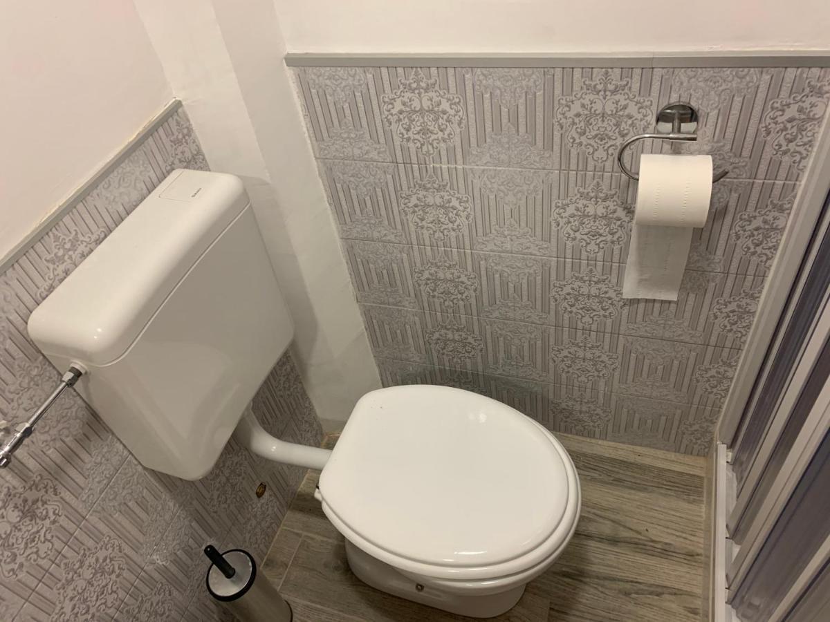 Apartamento La Stanza Nel Borgo Bolonia Exterior foto