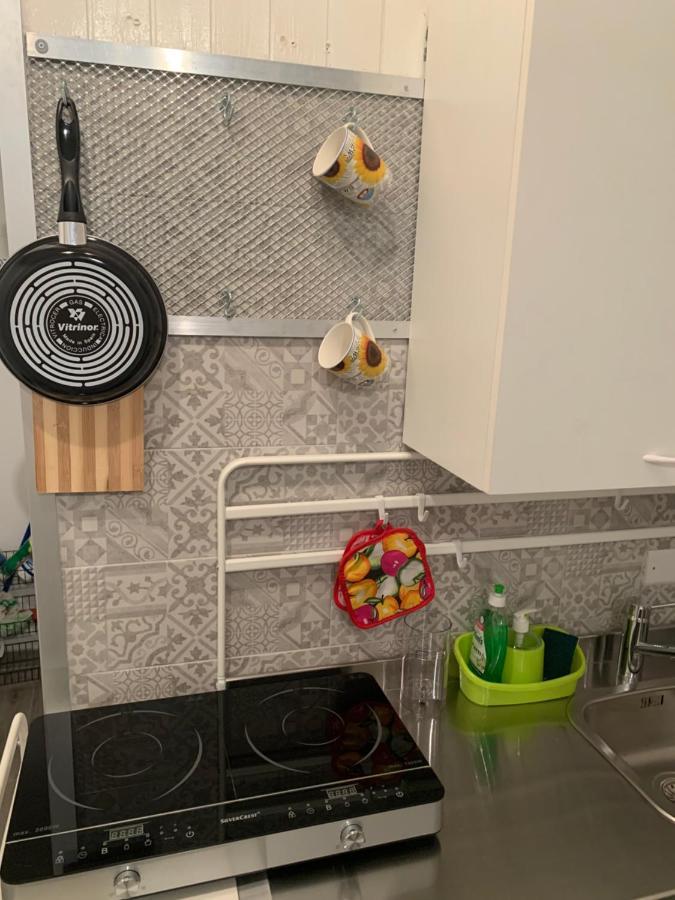Apartamento La Stanza Nel Borgo Bolonia Exterior foto