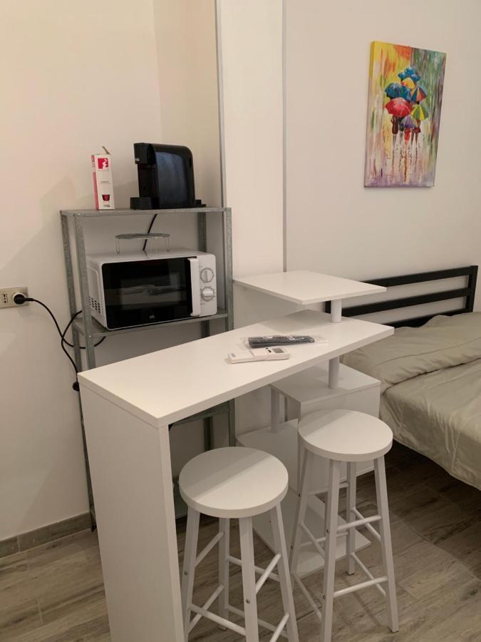 Apartamento La Stanza Nel Borgo Bolonia Exterior foto